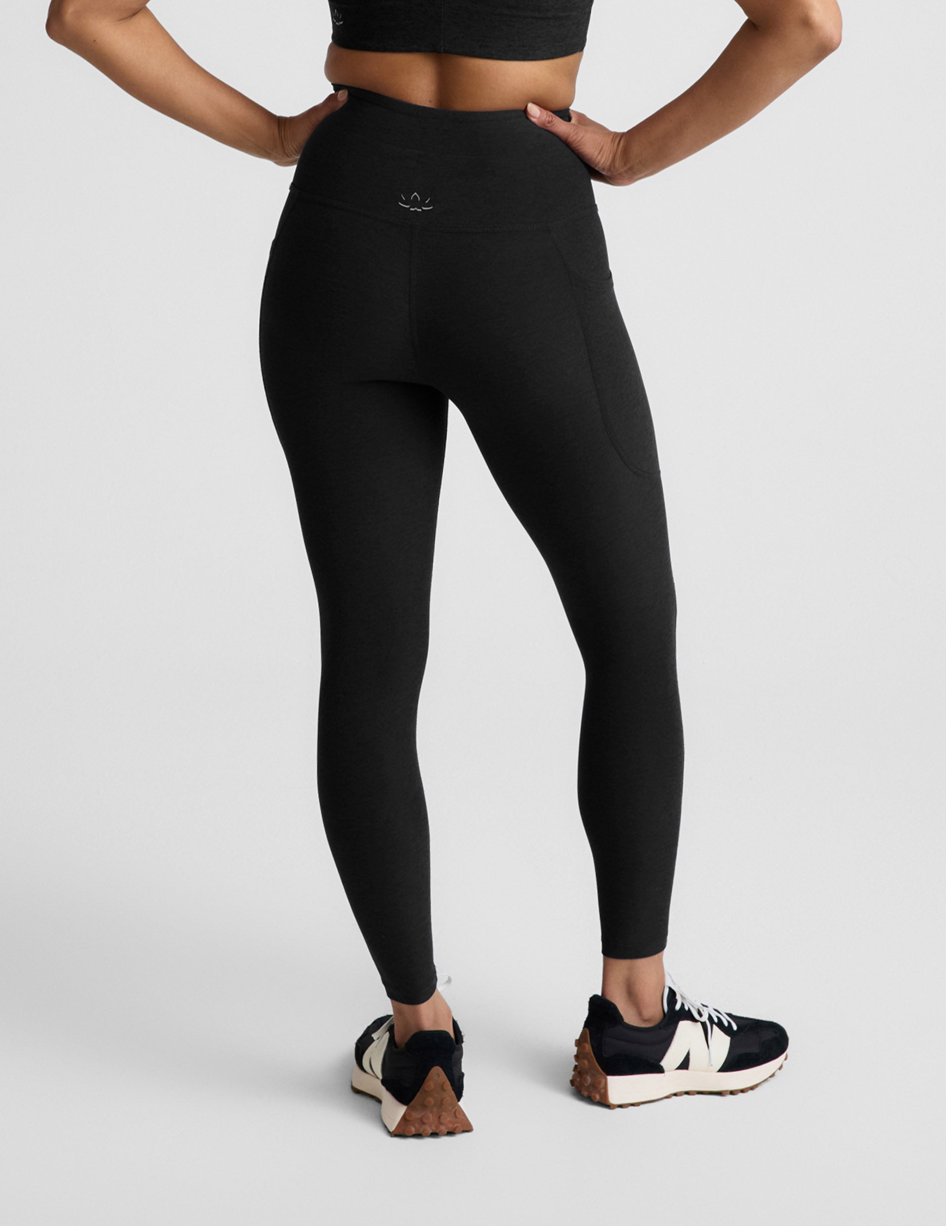 Spacedye? Go Pocket Midi Legging - Image 3