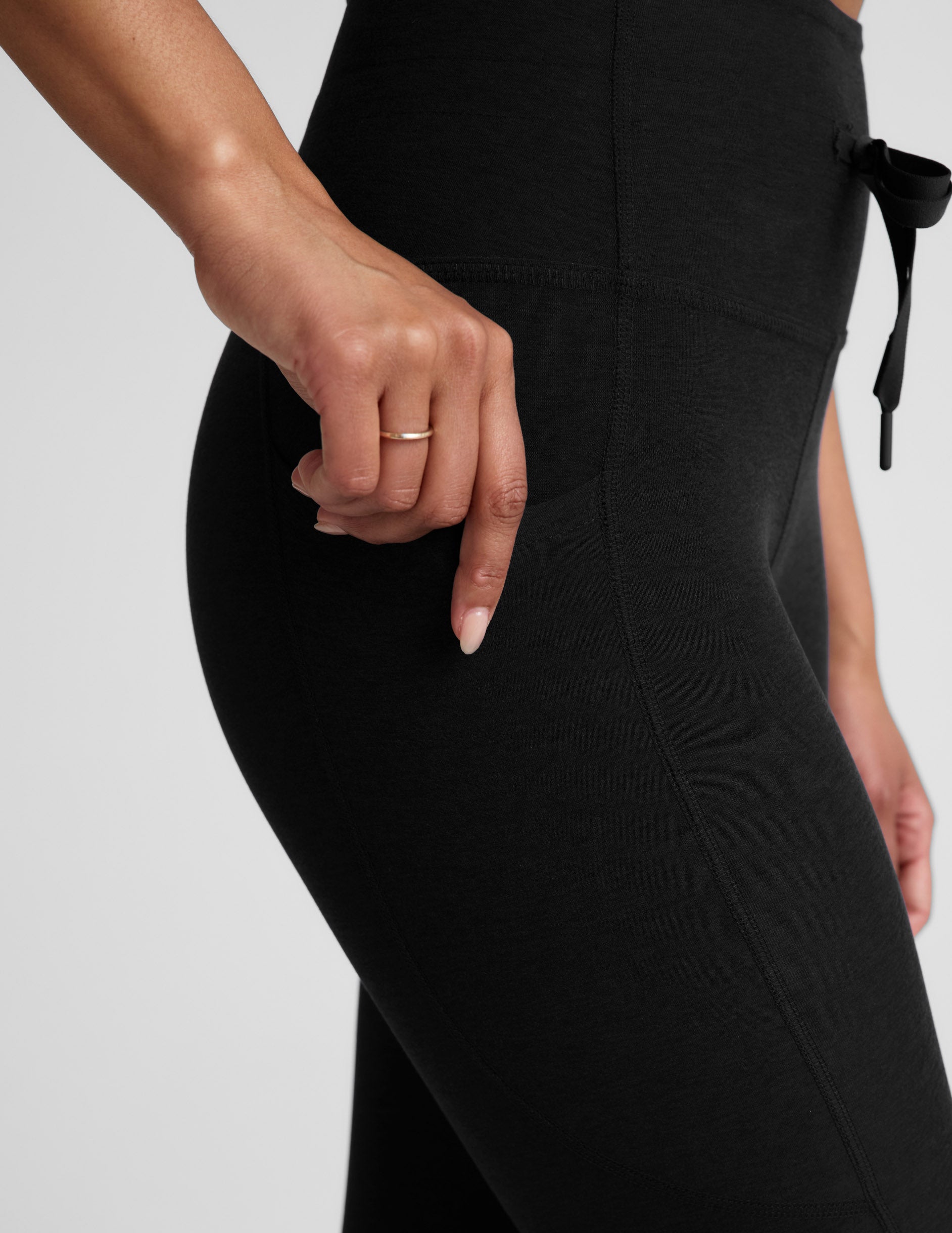 Spacedye? Go Pocket Midi Legging - Image 4