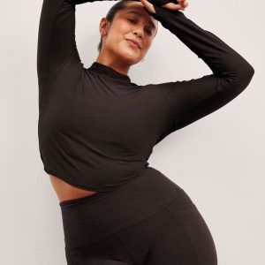 Featherweight Moving On Cropped Pullover