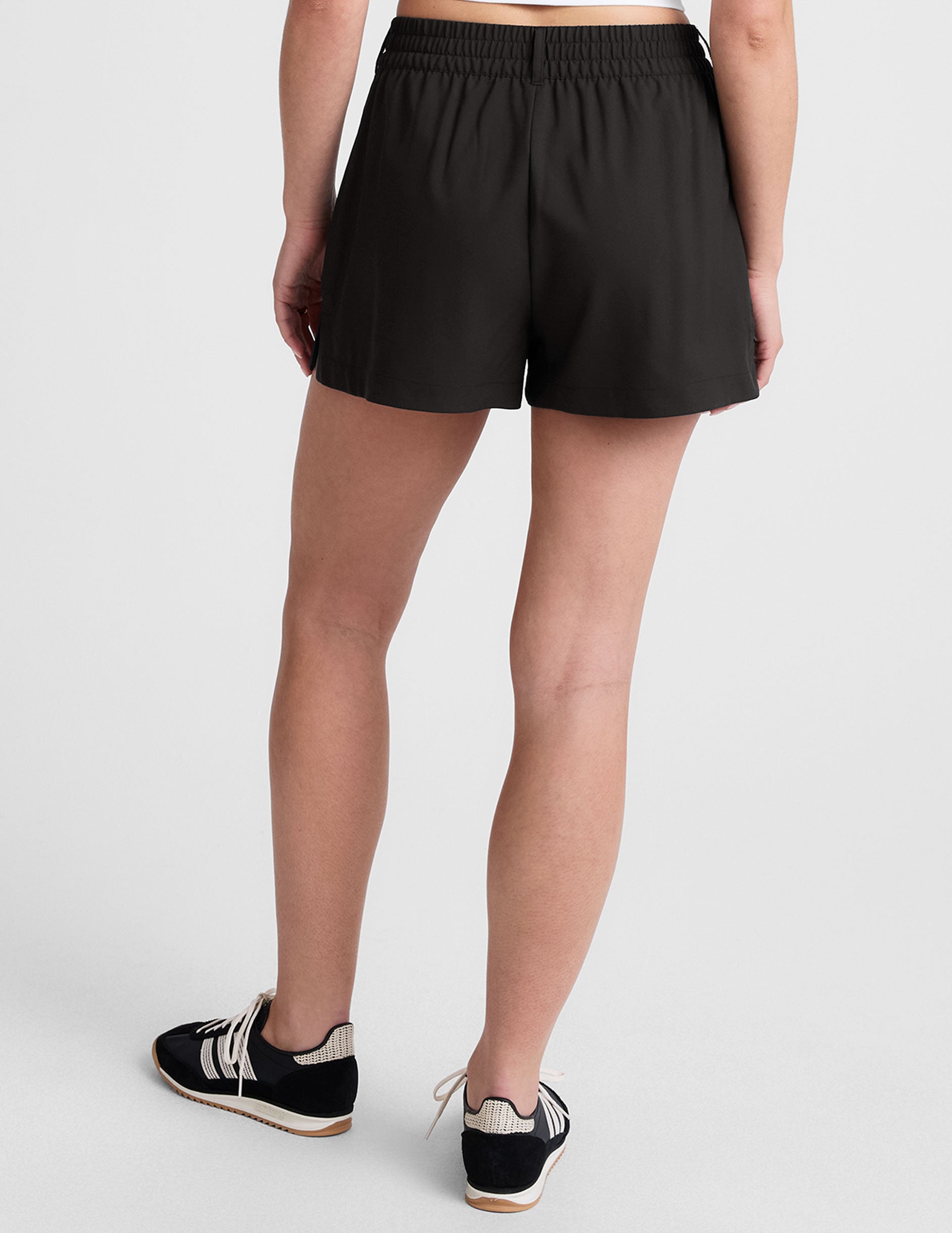 Status Shorts - Image 4