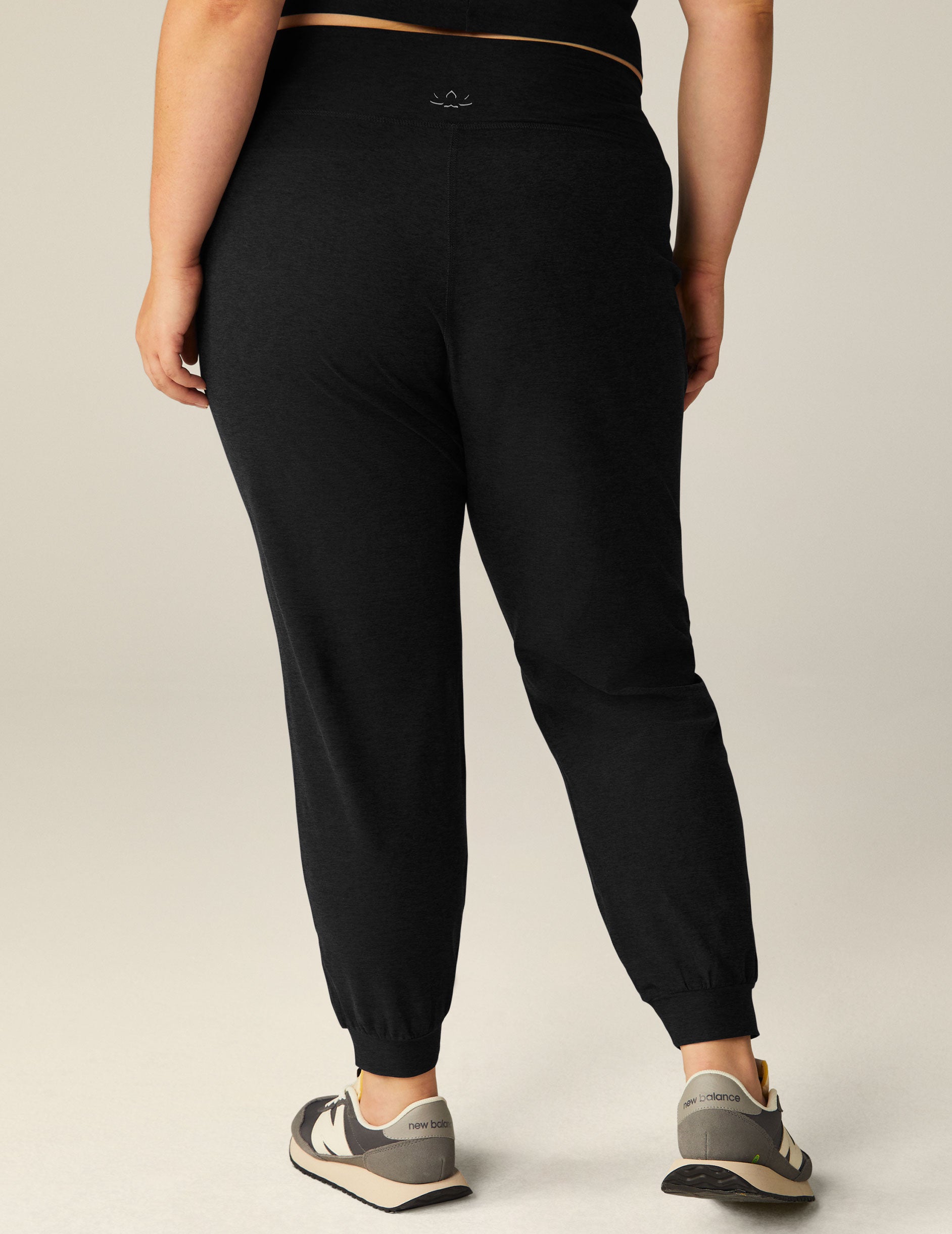 Spacedye? Midi Jogger - Image 9