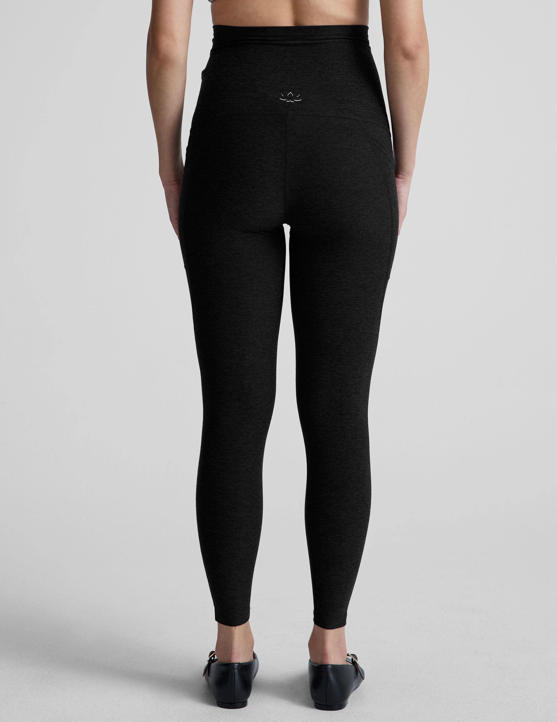 Spacedye? Love the Bump Maternity Pocket Midi Legging - Image 3