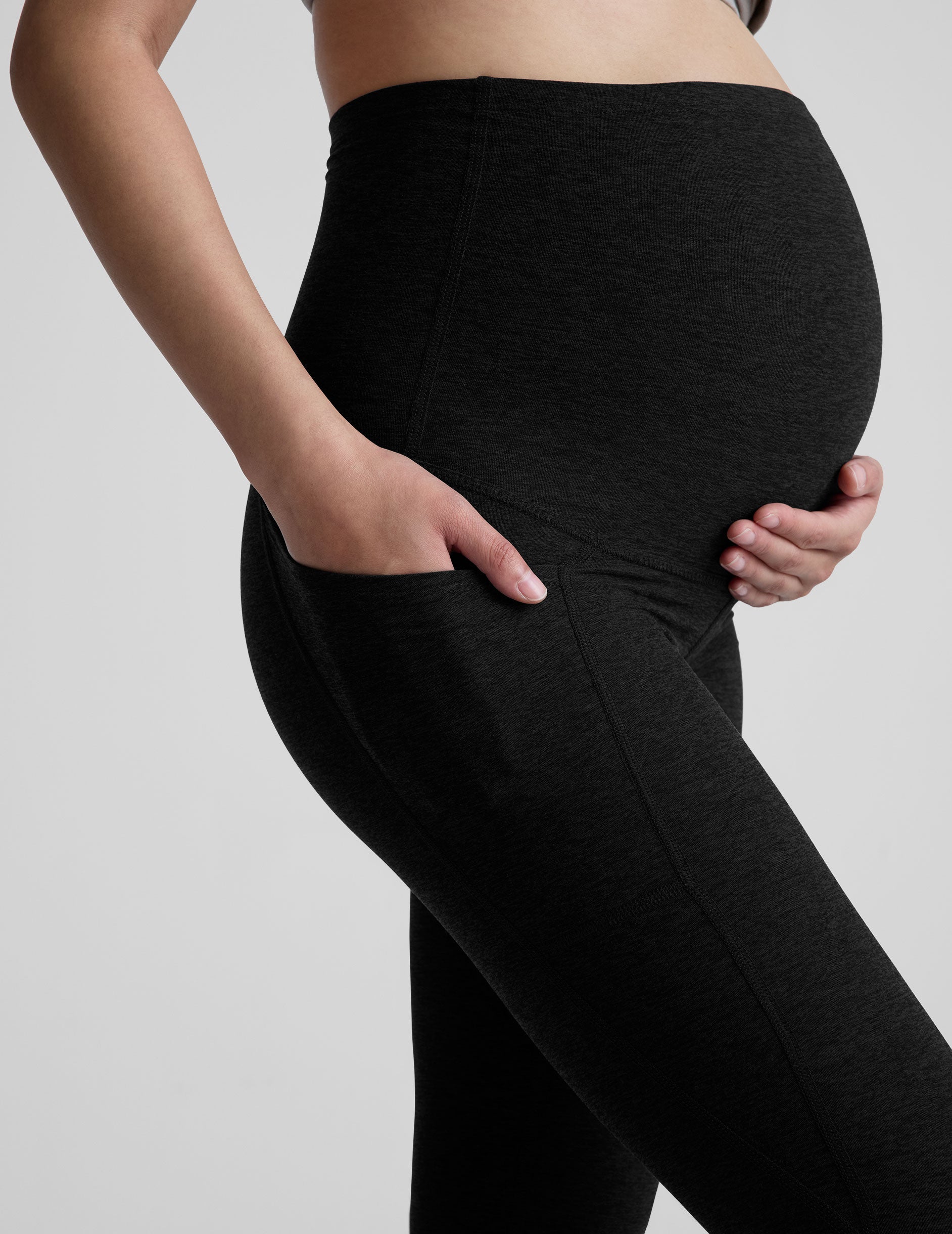 Spacedye? Love the Bump Maternity Pocket Midi Legging - Image 4