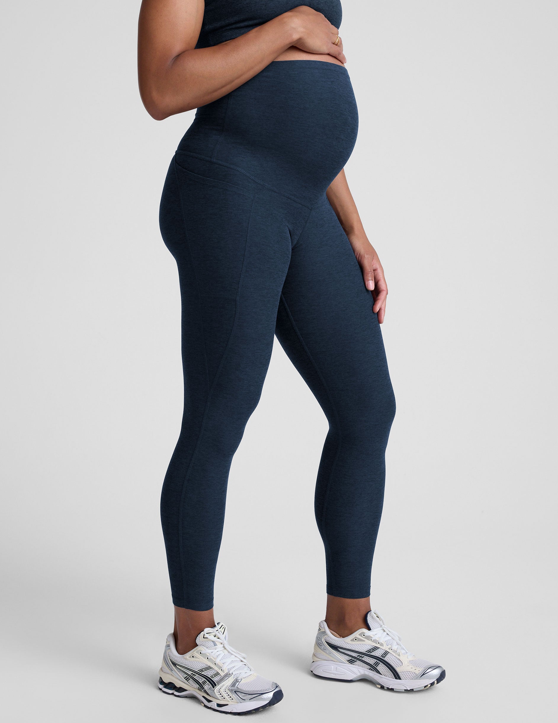 Spacedye? Love the Bump Maternity Pocket Midi Legging - Image 4